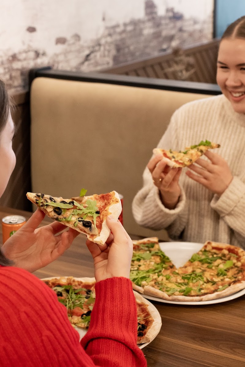 Marinella Pizzeria-9